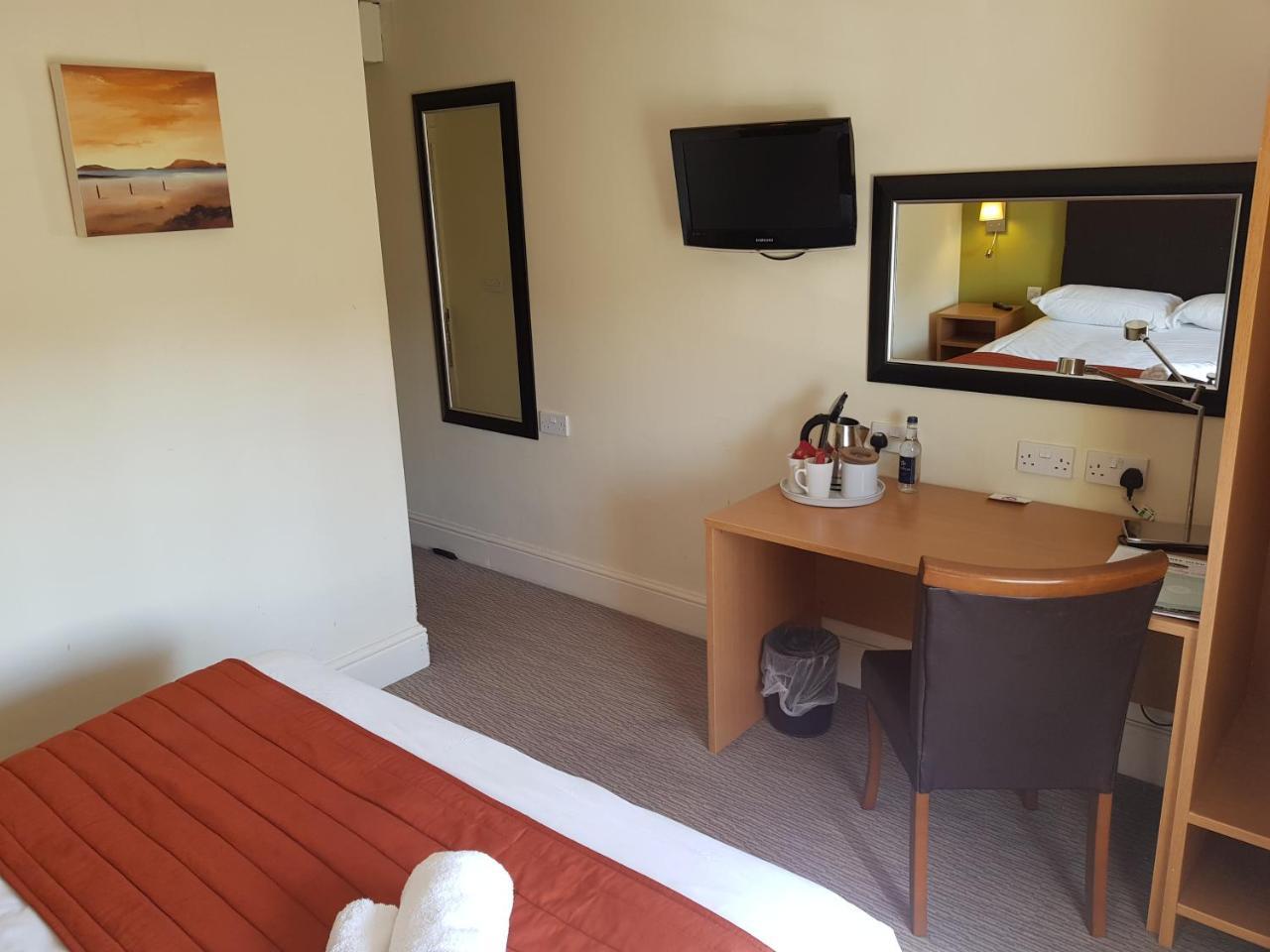 Rose And Crown Otel Porthcawl Dış mekan fotoğraf