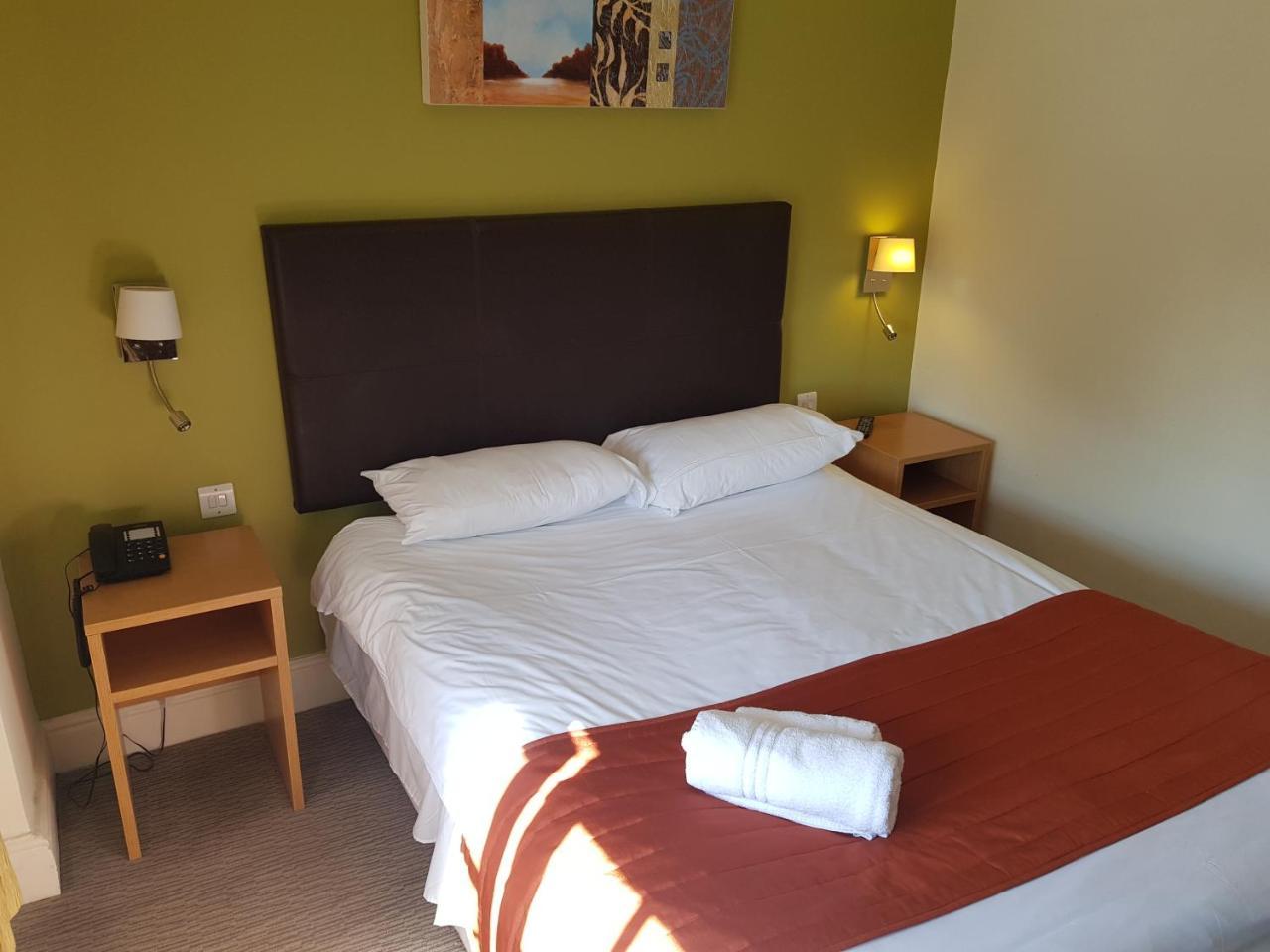 Rose And Crown Otel Porthcawl Dış mekan fotoğraf