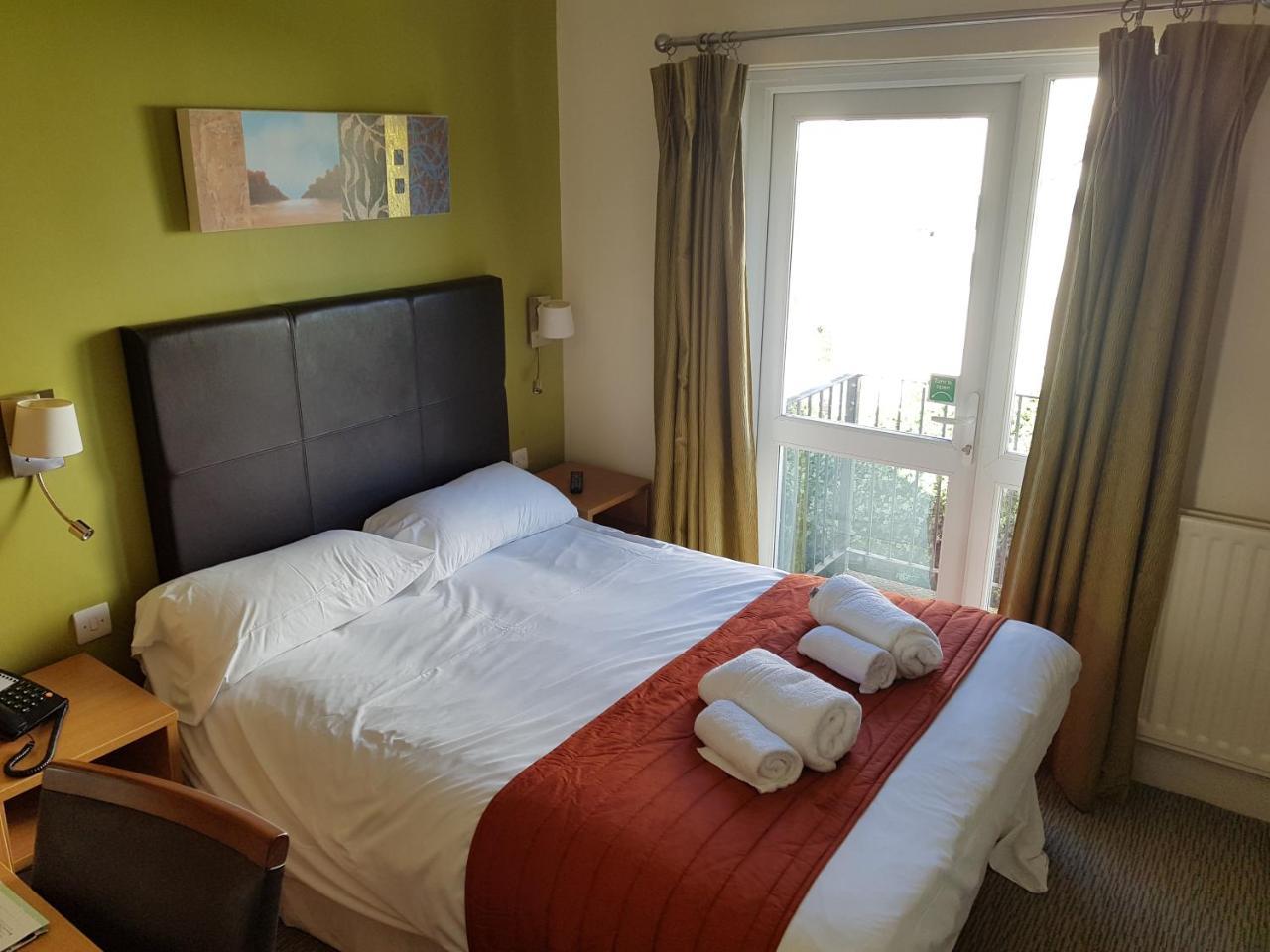 Rose And Crown Otel Porthcawl Dış mekan fotoğraf