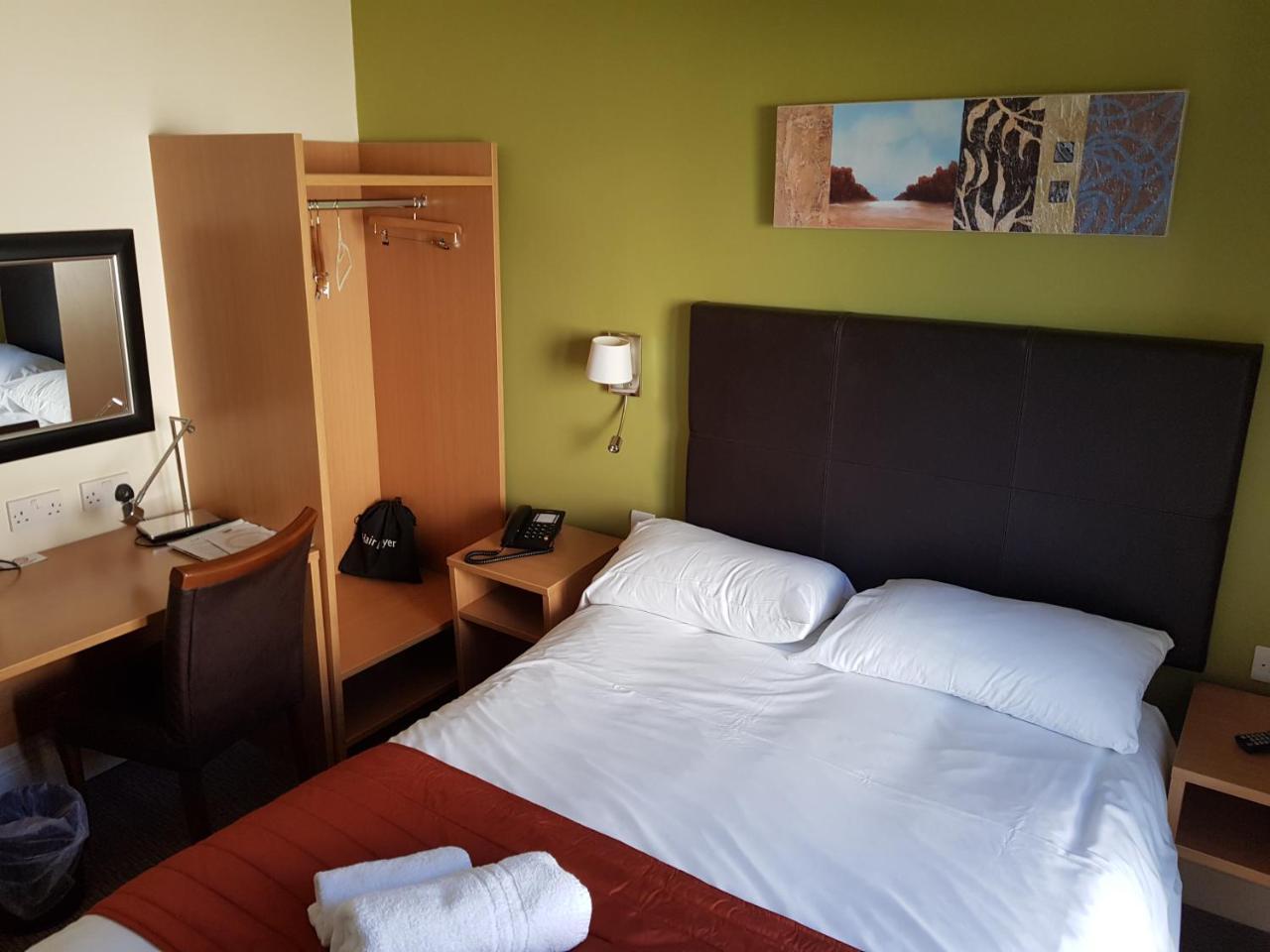 Rose And Crown Otel Porthcawl Dış mekan fotoğraf