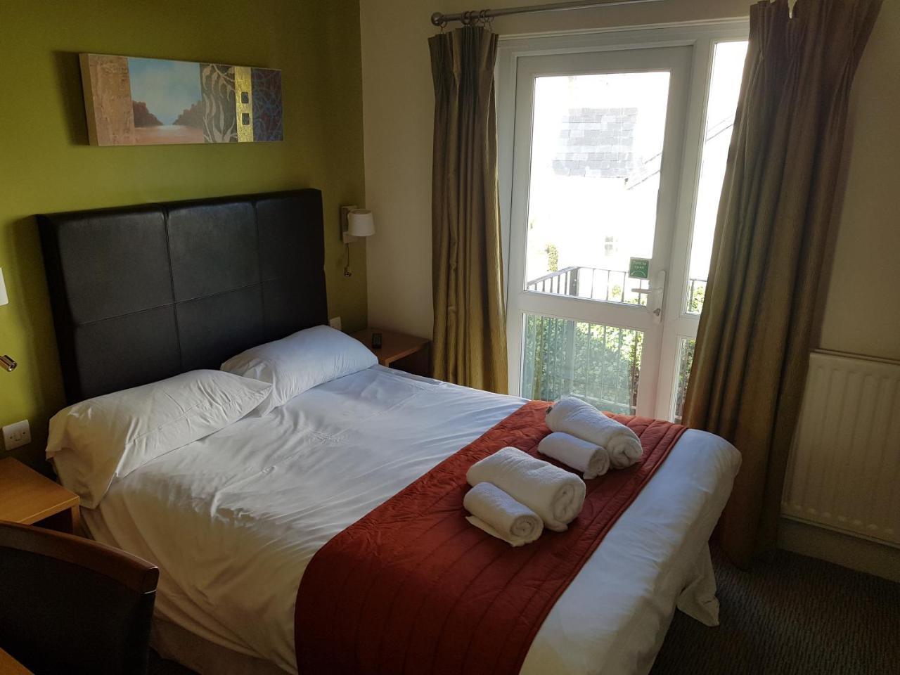 Rose And Crown Otel Porthcawl Dış mekan fotoğraf
