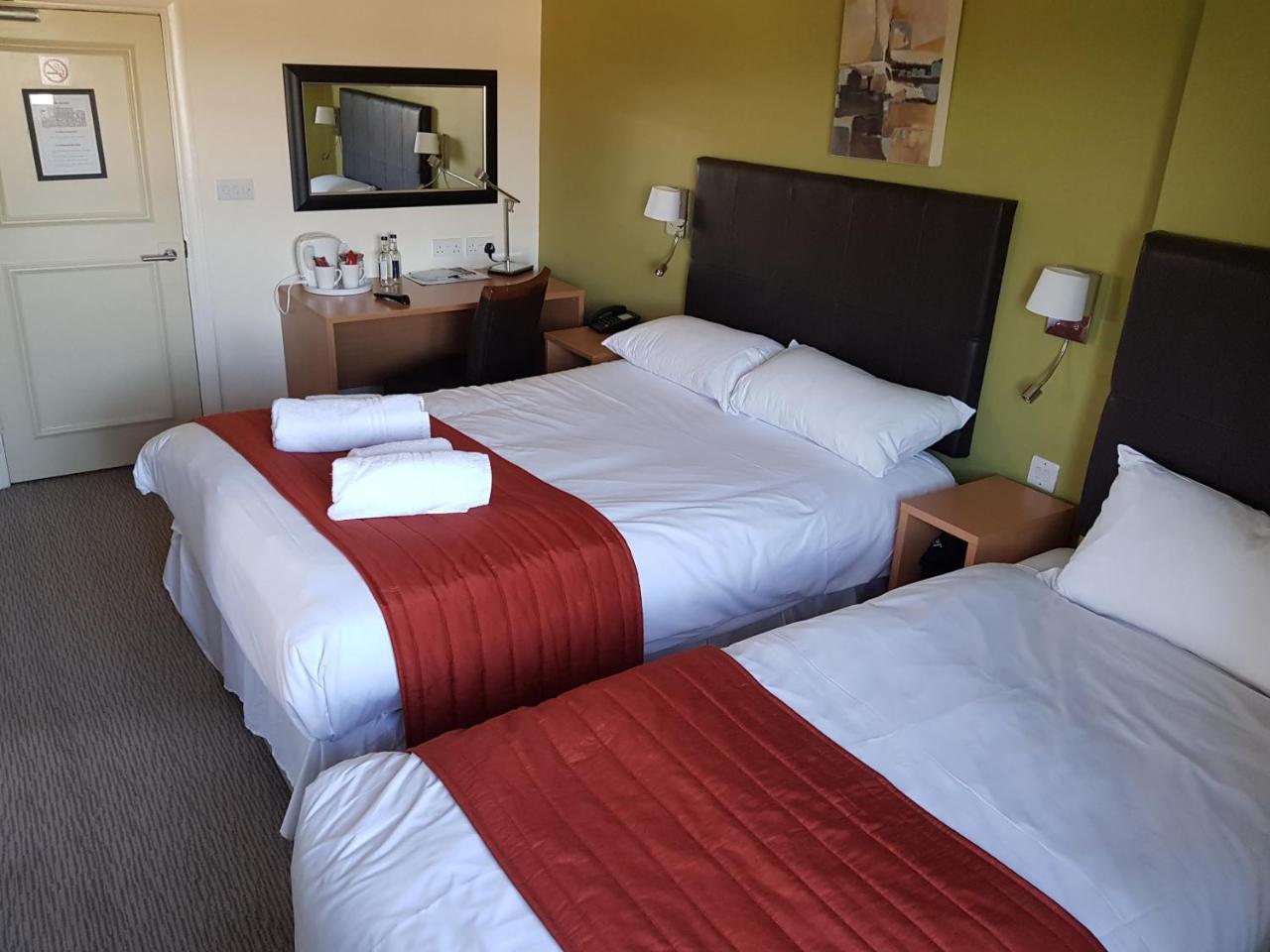 Rose And Crown Otel Porthcawl Dış mekan fotoğraf